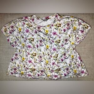 Crown & Ivy Floral Top XL White Pink Yellow Short Sleeve Casual Spring Blouse